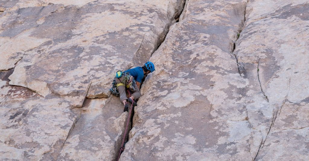 Crack Climber